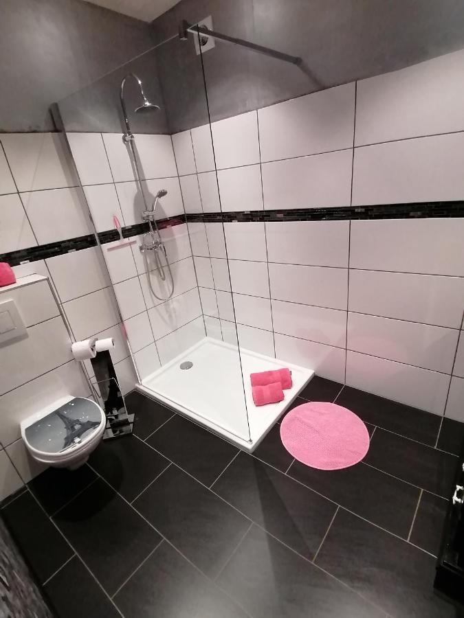 Le Gite De Zoelie Chaineux Luaran gambar